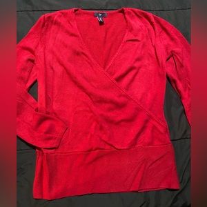 Gap sweater size medium